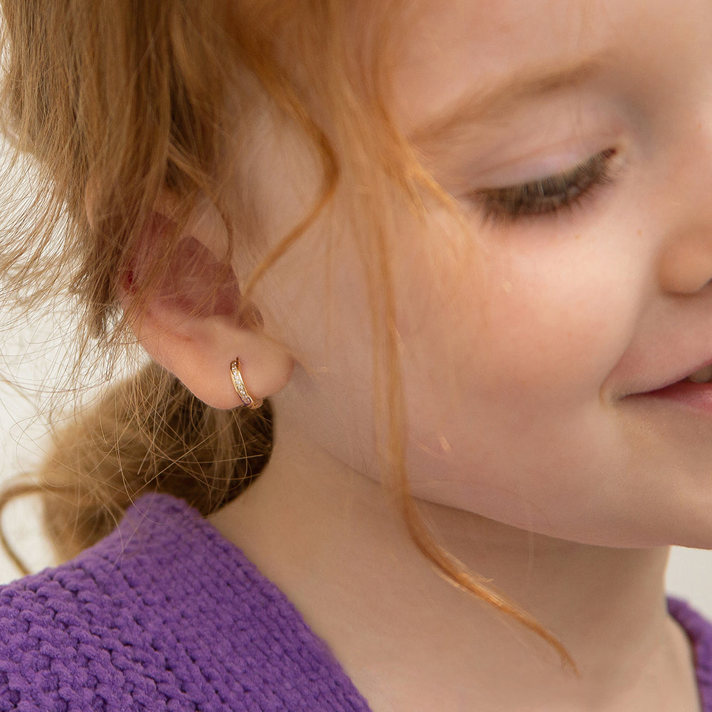 Toddler Girl Hoop Earrings, Baby Earrings, Small Gold Hoop Scalloped  Earrings for Children, Stainless Steel Hypoallergenic, Gift for Teens -  Etsy Israel